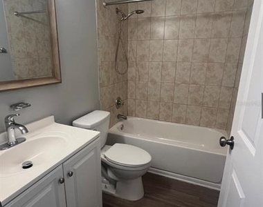 709 Oceanside Circle - Photo Thumbnail 8
