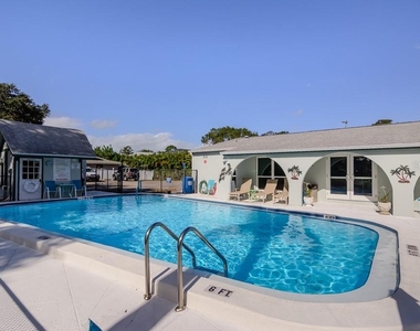 1008 Heron Court - Photo Thumbnail 11