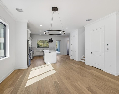 4509 W North A Street - Photo Thumbnail 10