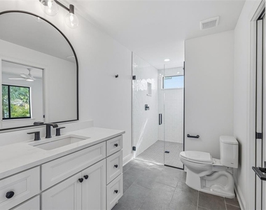 4509 W North A Street - Photo Thumbnail 5