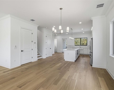 4509 W North A Street - Photo Thumbnail 10