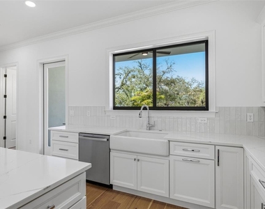 4509 W North A Street - Photo Thumbnail 9