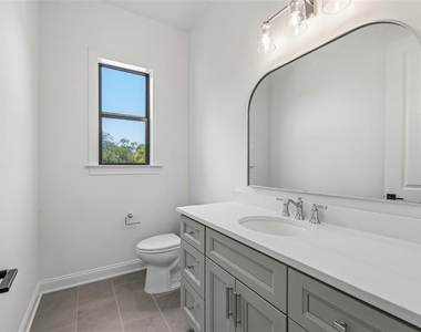 4509 W North A Street - Photo Thumbnail 14
