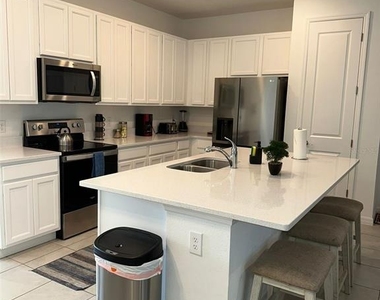 1457 Discovery Street - Photo Thumbnail 9