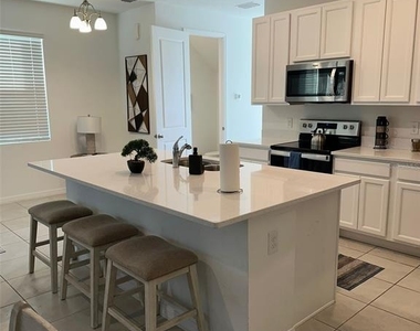 1457 Discovery Street - Photo Thumbnail 11