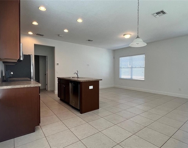 8659 Sperry Street - Photo Thumbnail 3