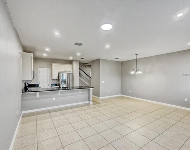 2424 Blowing Breeze Avenue - Photo Thumbnail 2