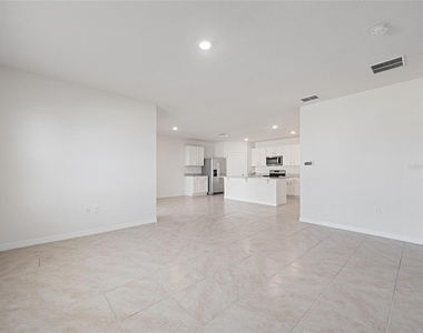 708 Tortugas Street - Photo Thumbnail 4