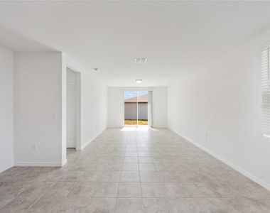 2606 Irish Elk Avenue - Photo Thumbnail 3
