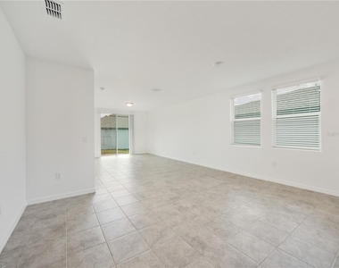 2606 Irish Elk Avenue - Photo Thumbnail 10