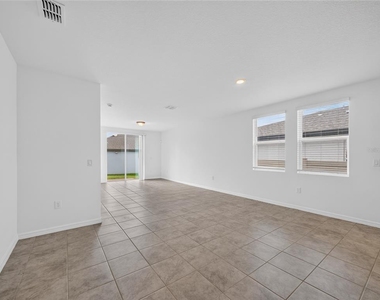 2606 Irish Elk Avenue - Photo Thumbnail 8