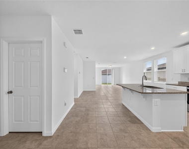 2606 Irish Elk Avenue - Photo Thumbnail 3