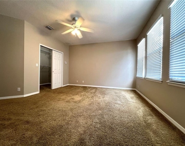 502 Greenbrier Avenue - Photo Thumbnail 22