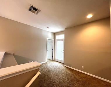 502 Greenbrier Avenue - Photo Thumbnail 14