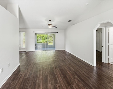 2368 Sweetwater Boulevard - Photo Thumbnail 5