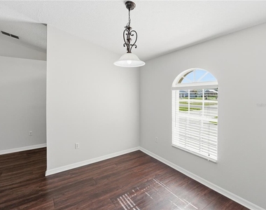 2368 Sweetwater Boulevard - Photo Thumbnail 8