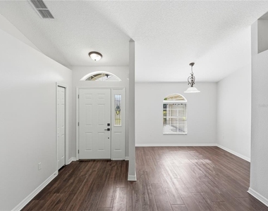 2368 Sweetwater Boulevard - Photo Thumbnail 2
