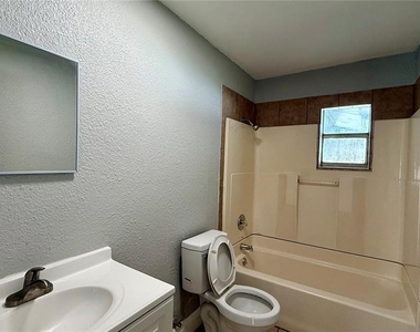205 Mill Street - Photo Thumbnail 8