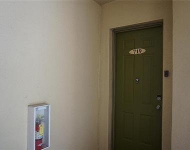 719 Terrace Ridge Circle - Photo Thumbnail 29