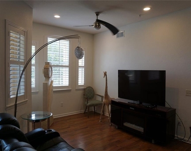 719 Terrace Ridge Circle - Photo Thumbnail 8
