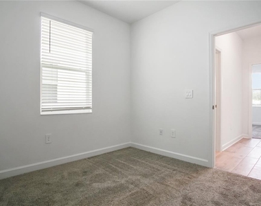 3083 Camden Way - Photo Thumbnail 17