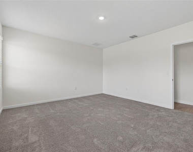 2893 House Finch Road - Photo Thumbnail 39