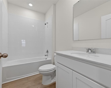 2893 House Finch Road - Photo Thumbnail 33