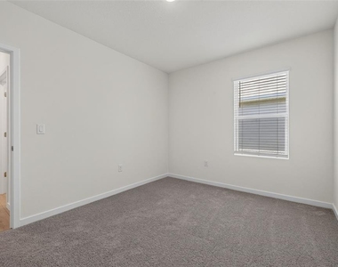 2893 House Finch Road - Photo Thumbnail 35
