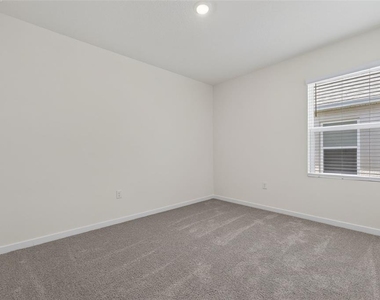 2893 House Finch Road - Photo Thumbnail 31