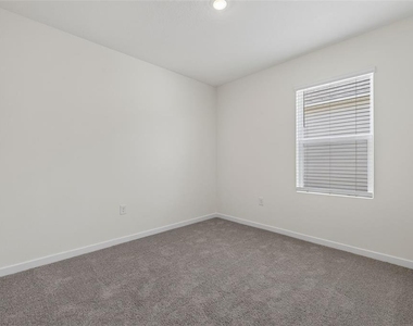2893 House Finch Road - Photo Thumbnail 13
