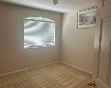 948 Troon Circle - Photo Thumbnail 4