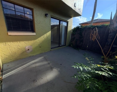 3220 Oak Lawn Place Place - Photo Thumbnail 23