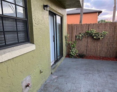 3220 Oak Lawn Place Place - Photo Thumbnail 24