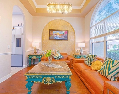 445 Talamone Drive - Photo Thumbnail 8