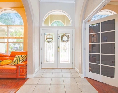 445 Talamone Drive - Photo Thumbnail 5