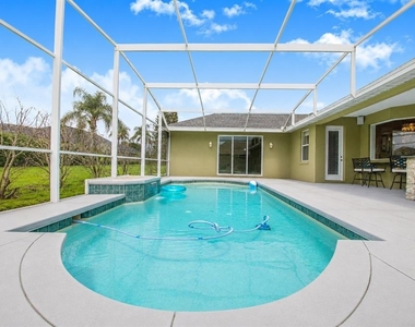 445 Talamone Drive - Photo Thumbnail 33