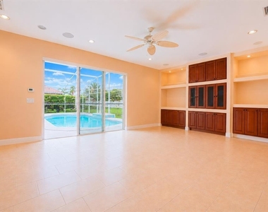 445 Talamone Drive - Photo Thumbnail 34