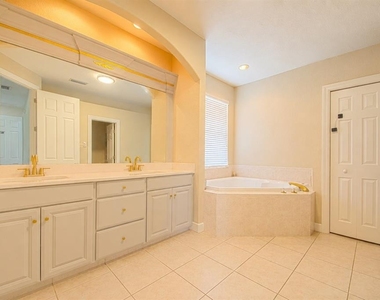 445 Talamone Drive - Photo Thumbnail 19