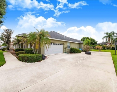 445 Talamone Drive - Photo Thumbnail 2