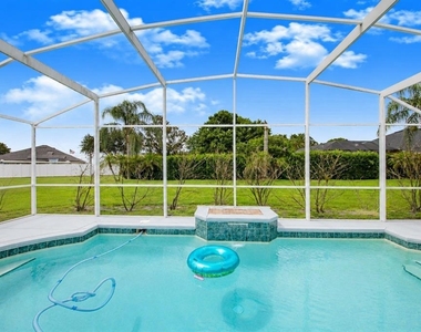 445 Talamone Drive - Photo Thumbnail 32