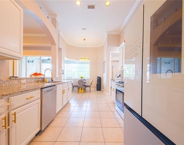 445 Talamone Drive - Photo Thumbnail 16