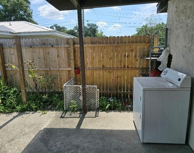 780 E North Street - Photo Thumbnail 16
