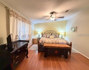 1215 Panama Place - Photo Thumbnail 15