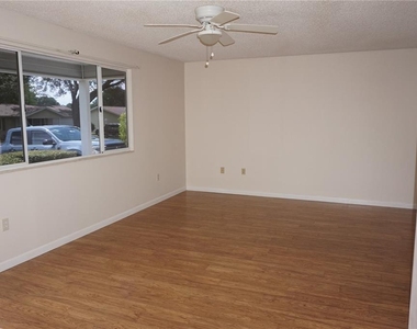 10961 Sw 84th Avenue - Photo Thumbnail 4