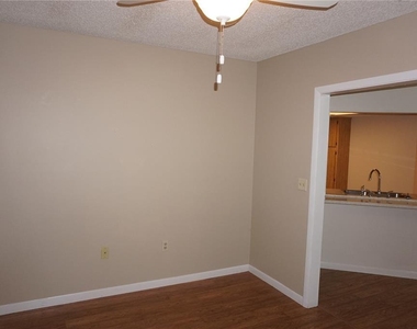 10961 Sw 84th Avenue - Photo Thumbnail 10