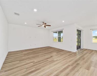 8479 Sw 52nd Lane Road - Photo Thumbnail 2