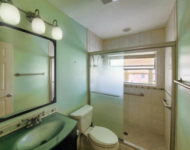 2321 Se 19th Circle - Photo Thumbnail 18