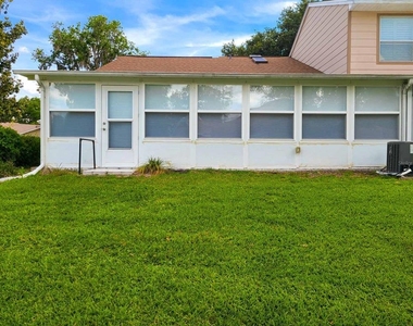 2321 Se 19th Circle - Photo Thumbnail 4