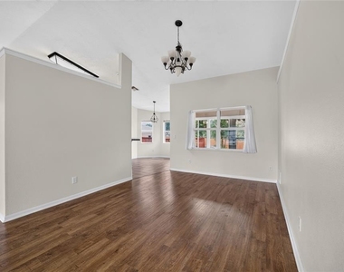 10384 Sw 41st Court - Photo Thumbnail 13