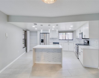 1054 Lotus Cove Court - Photo Thumbnail 4